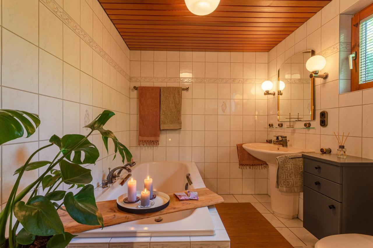 Blockhaus Eifelsteig W/ Kamin Garten & Feuerstelle Berndorf  Exteriör bild